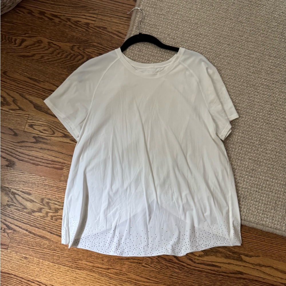 Lululemon Quick Pace Short Sleeve Top Sz. 8 - Picture 2 of 8